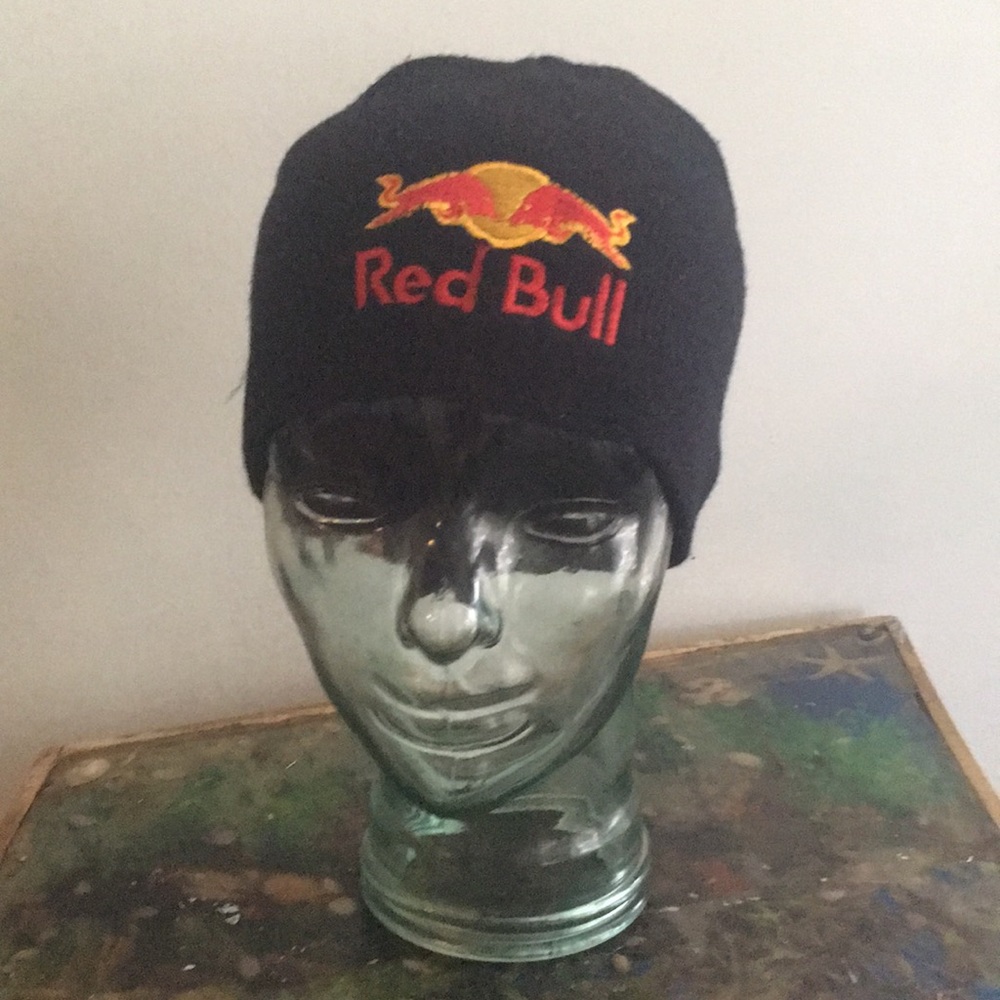 RED BULL BEANIE